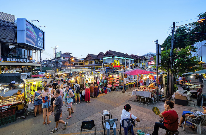 Chiang-Mai-Night-Bazaar.jpg
