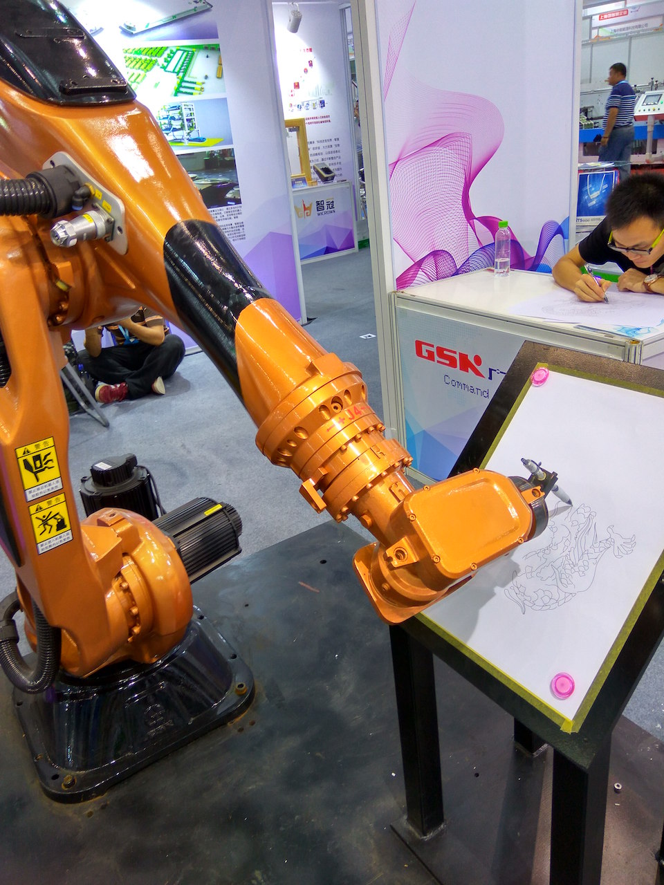 drawing arm robot