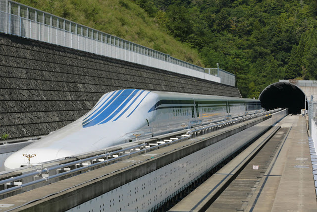 China Developing World's Fastest Maglev Train with Speeds of Over 600km/h