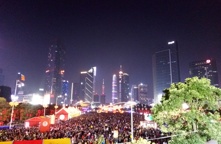 guangzhou-cny-crowds-3.jpg