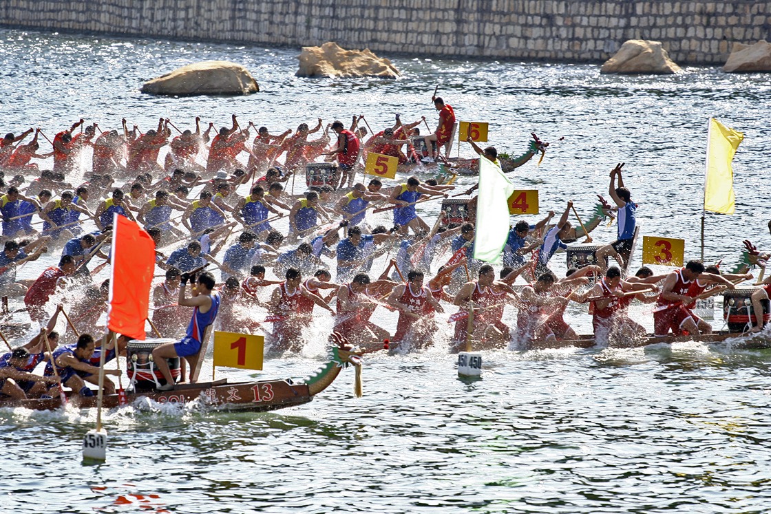 Macao-International-Dragon-Boat-Races-1.jpg