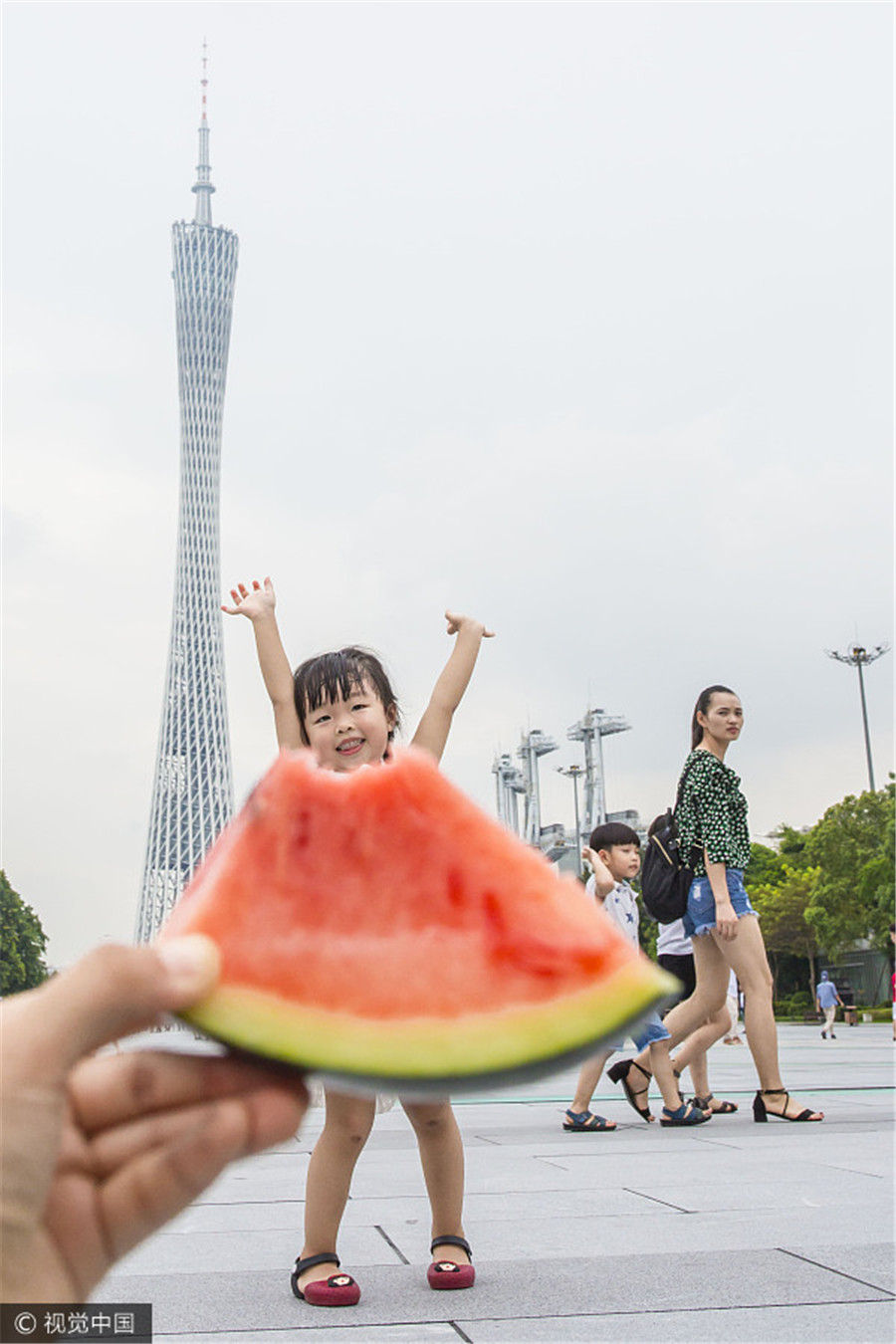 watermelon-dress-baby-guangzhou-canton-tower