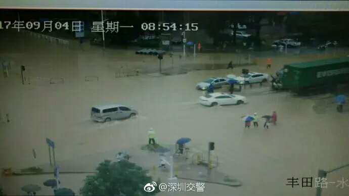rain-xincheng-lu-shenzhen-3.jpg