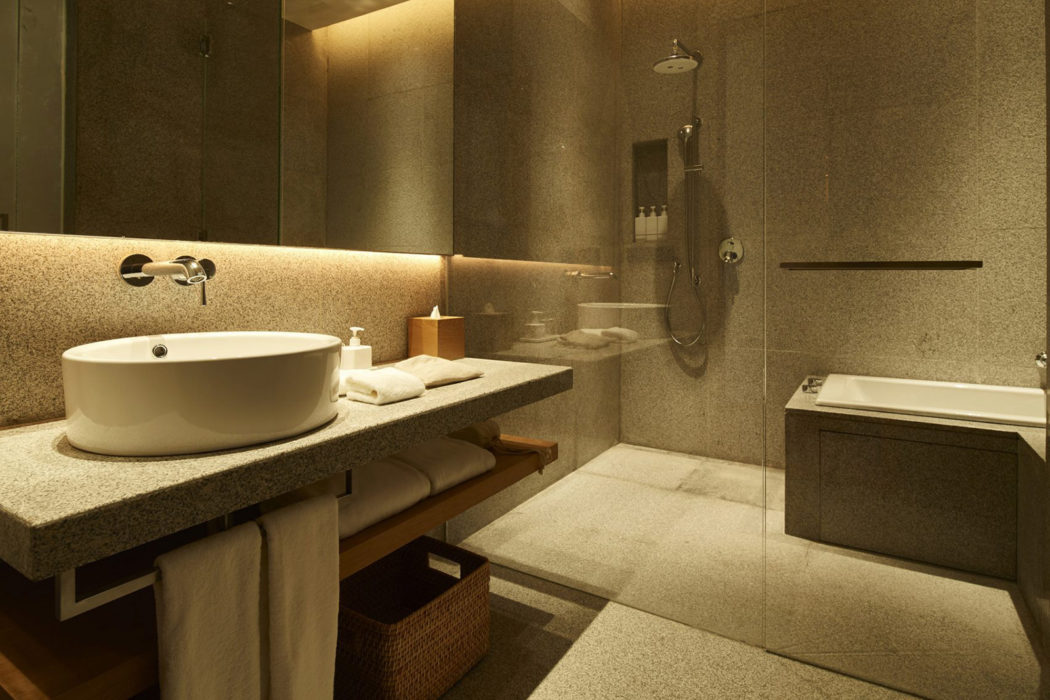 muji-hotel-shenzhen-interior-bathroom.jpg