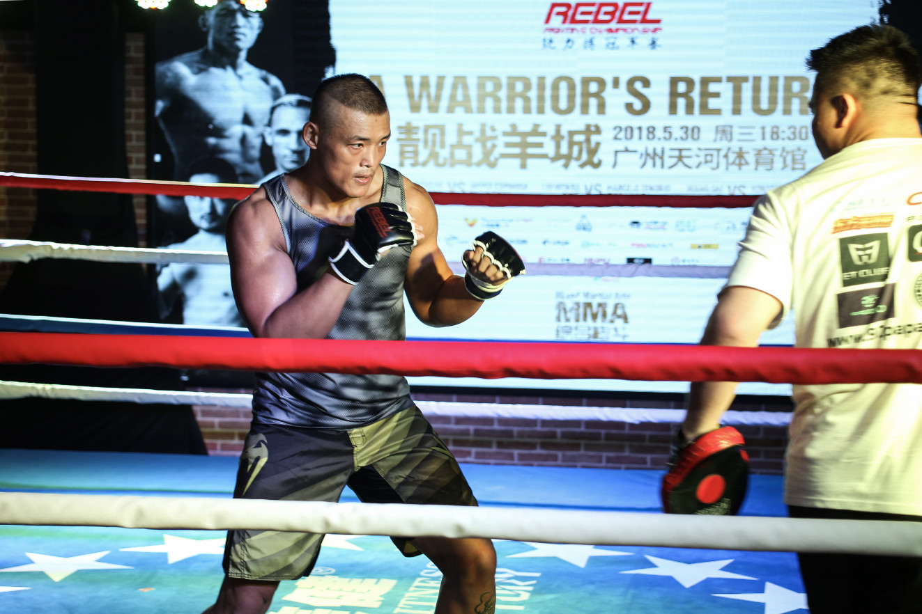 Rebel-FC-Fighters-Impress-MMA-Fans-During-Open-Training-Day-6.jpg