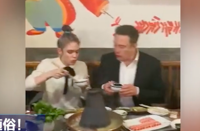 WATCH: Elon Musk and Ex-GF Grimes Spotted Eating Hot Pot in Beijing