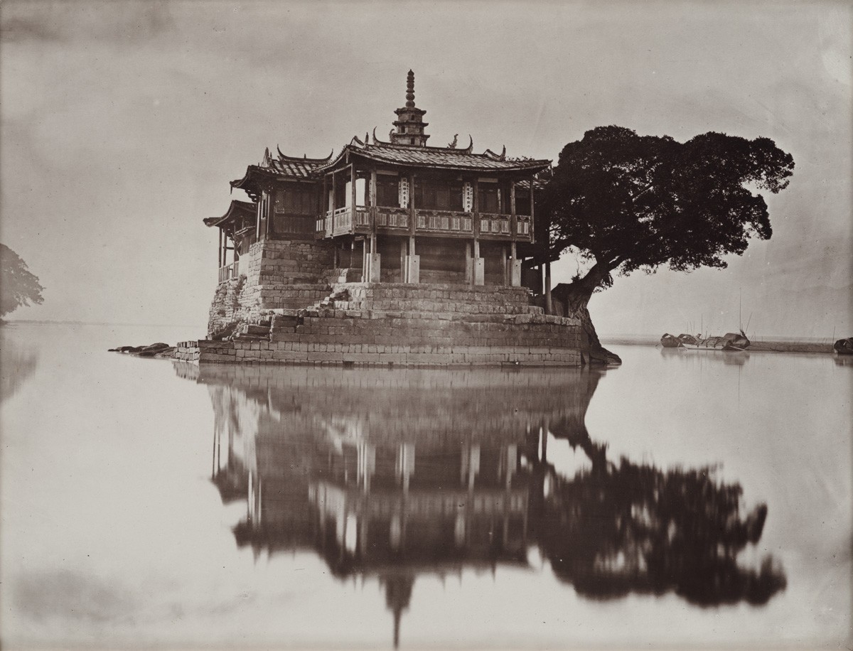 John-Thomson---Island-Pagoda--Min-River--Fujian-c.1870-Carbon-Print-22-cm-x-29-cm.jpg