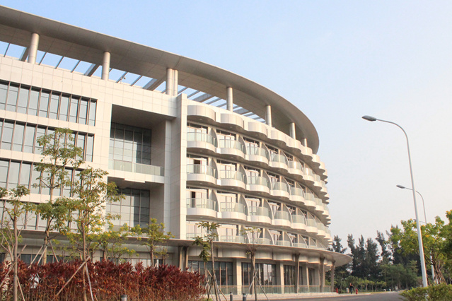 The Hong Kong University-Shenzhen Hospital International Medical Center
