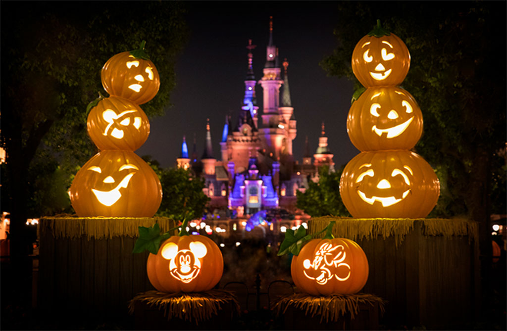 Celebrate the Spooky Halloween Season at Shanghai Disney Resort