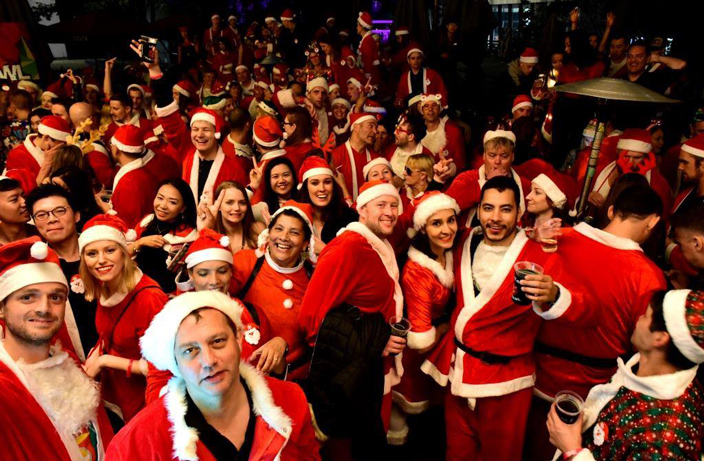 Last Call for Tickets to 2019 Santa Pub Crawl in Guangzhou