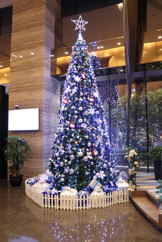 Amara Signature Shanghai Hosts Magical Christmas Lighting Ceremony