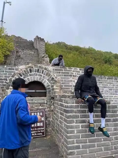 Mutianyu-Great-Wall-Foreigners-Blacklisted.jpeg