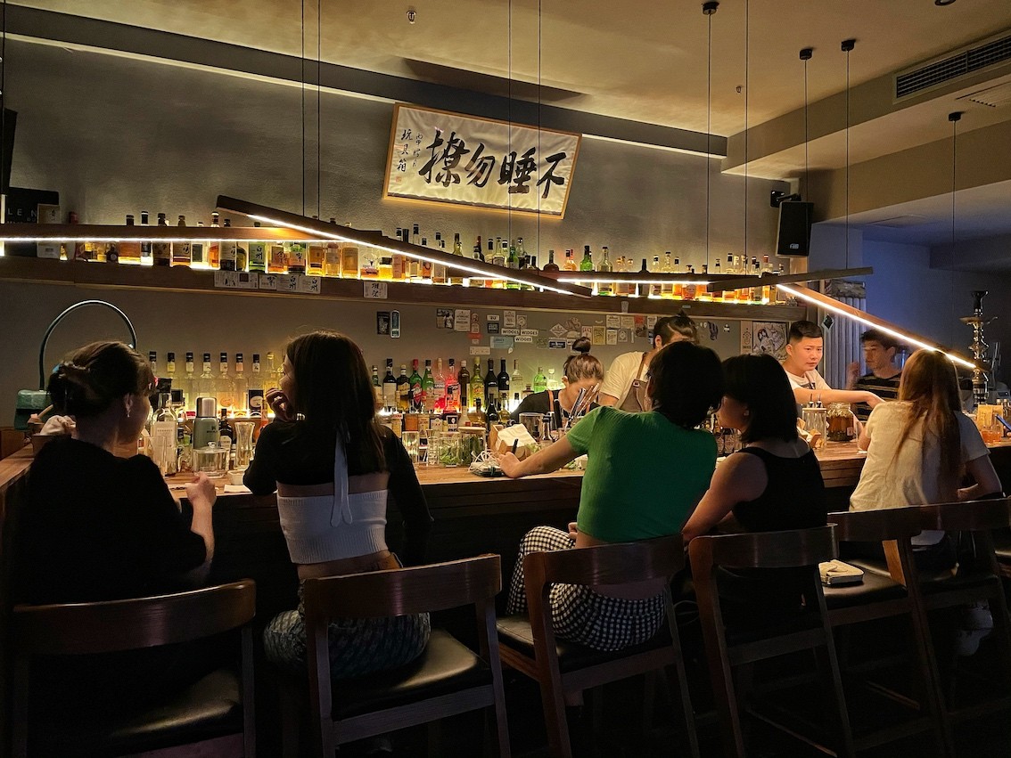 How to Drink Like a Sanlitun Craft Cocktail Connoisseur