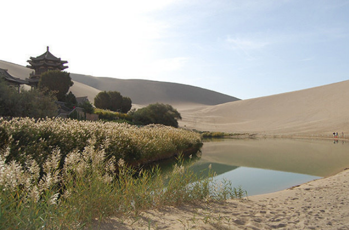 dunhuang-crescent spring.png