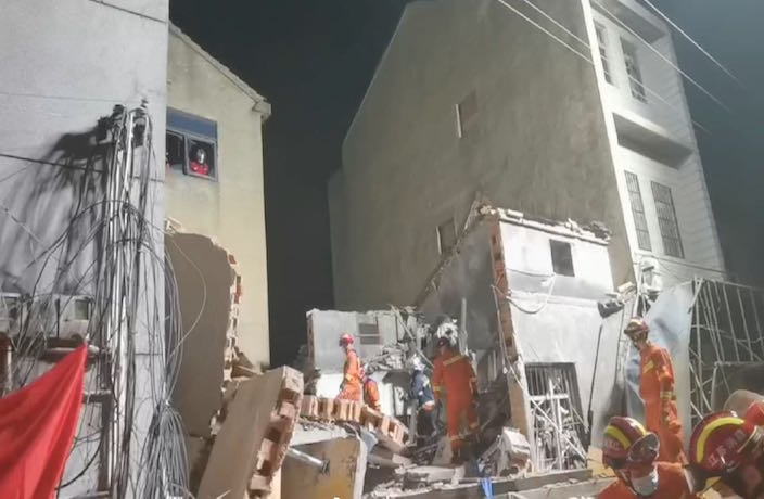WATCH: 1 Dead After Explosion Rips Through Residential Building