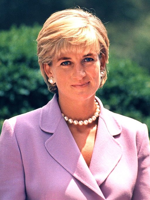 Diana-_Princess_of_Wales_1997_-2-.jpeg