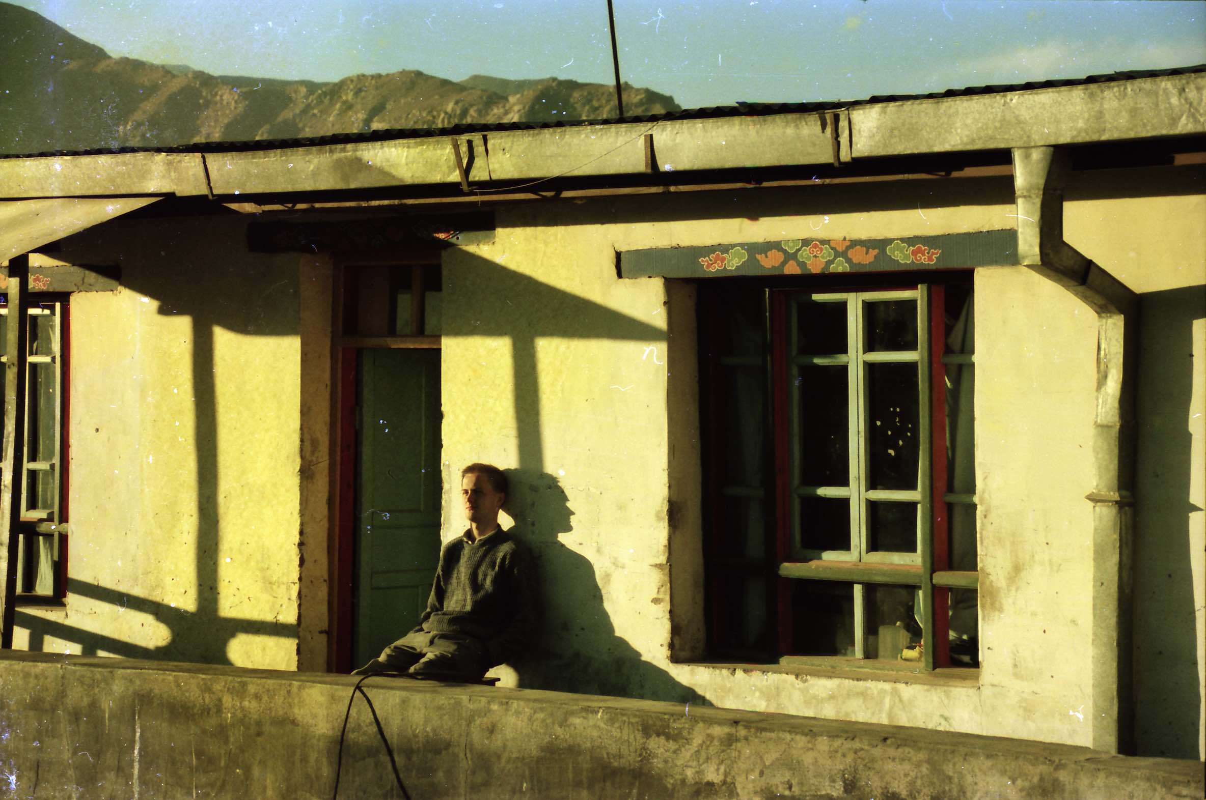 hut-lhasa.jpg