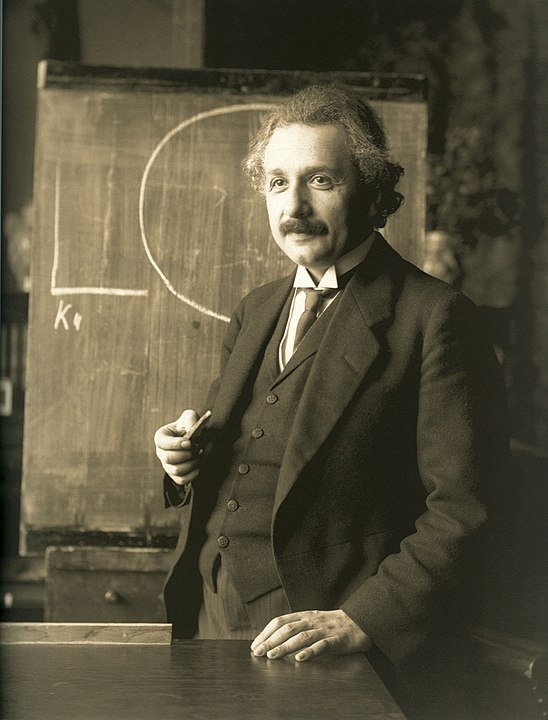 548px-Einstein_1921_by_F_Schmutzer_-_restoration.jpg