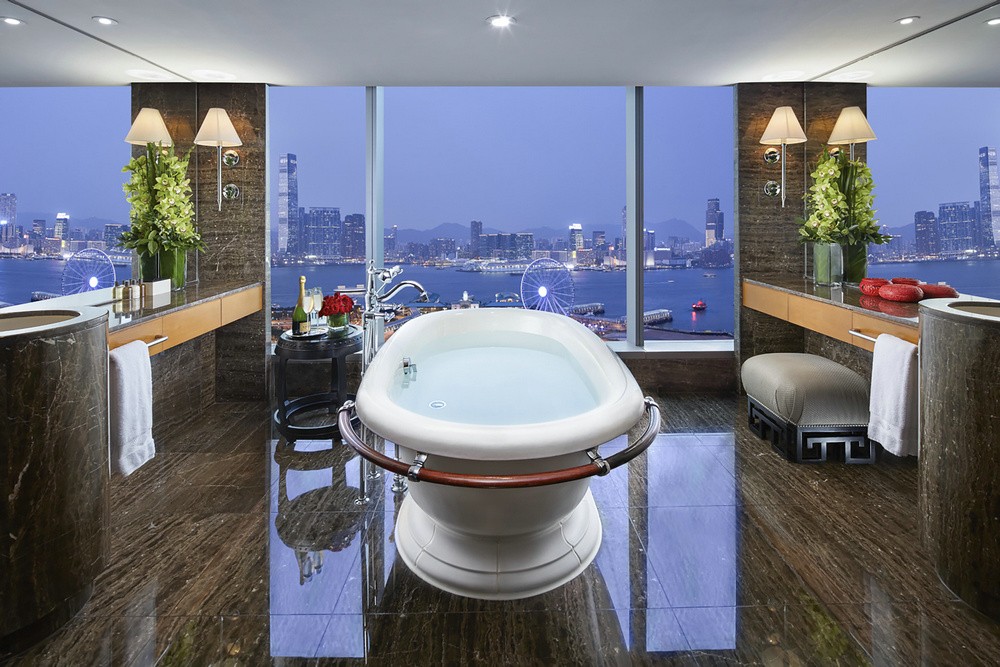 Mandarin-Oriental-Hong-Kong-Hotel-Suite-Harbour-View-Bathroom.jpg