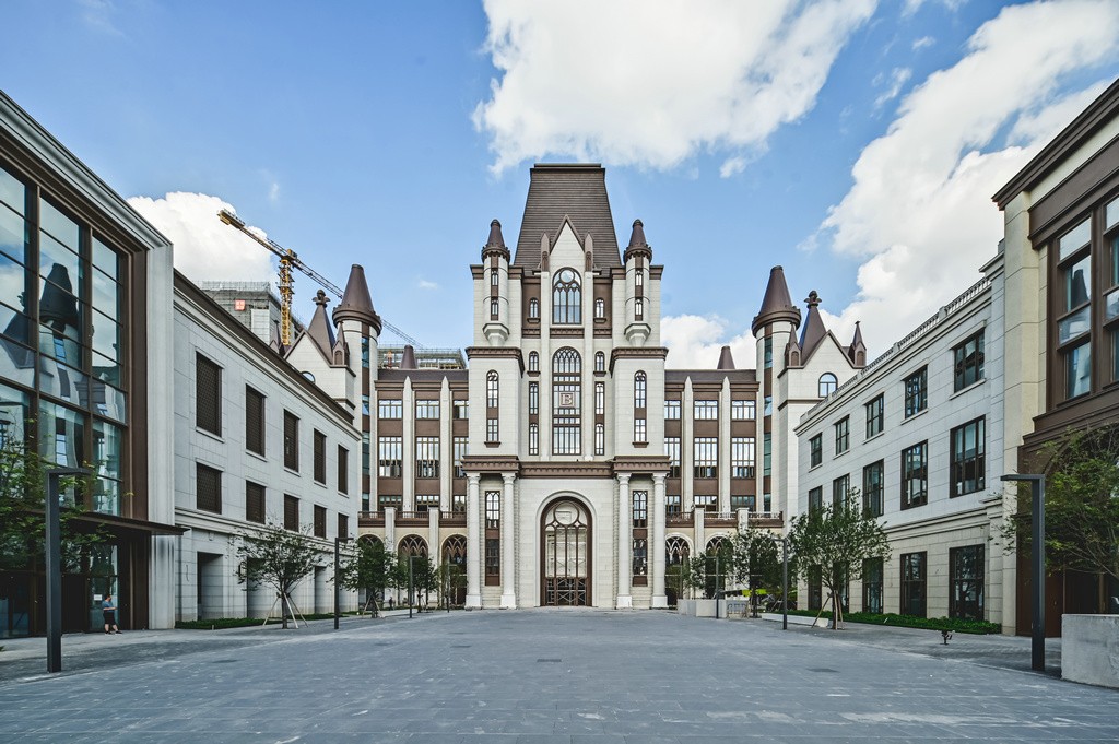 Benenden-Bilingual-School-Guangzhou---main-building.jpg