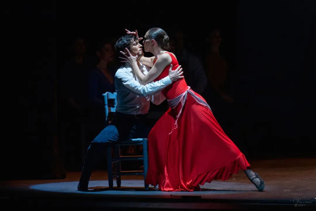 Hot & Passionate Flamenco Dance Show 'Carmen'