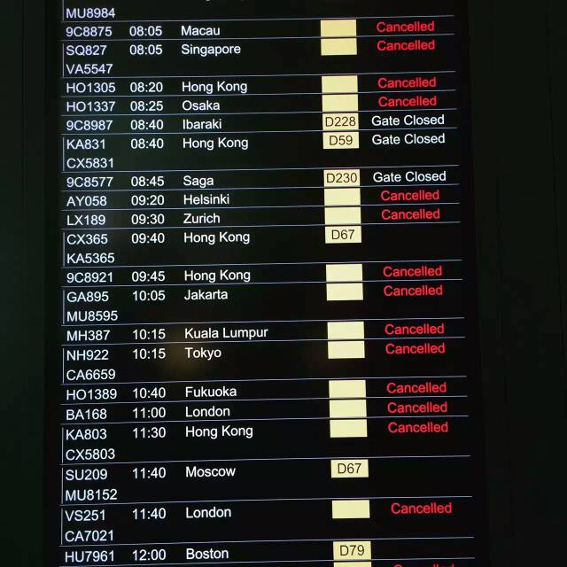 Typhoon Chan-hom delayed flights at Shanghai's Pudong Airport