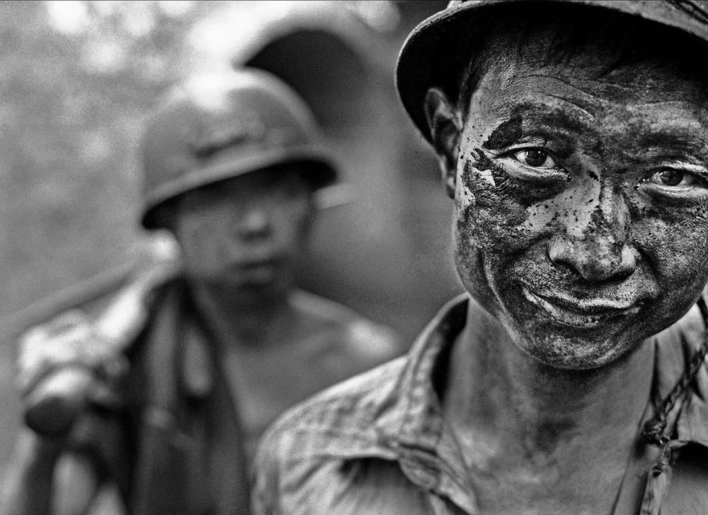 201509/chinese-miners-3.jpg