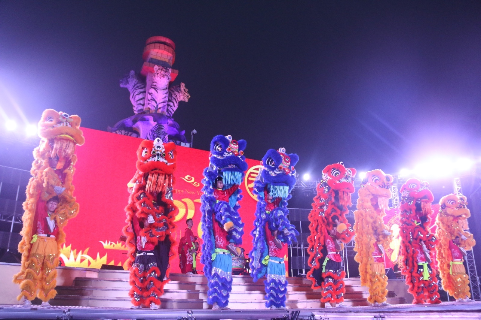 Chinese-New-Year-in-Chimelong-Paradise.jpg