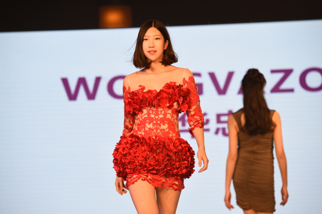 PHOTOS: 2016 Fur Free Fashion Gala