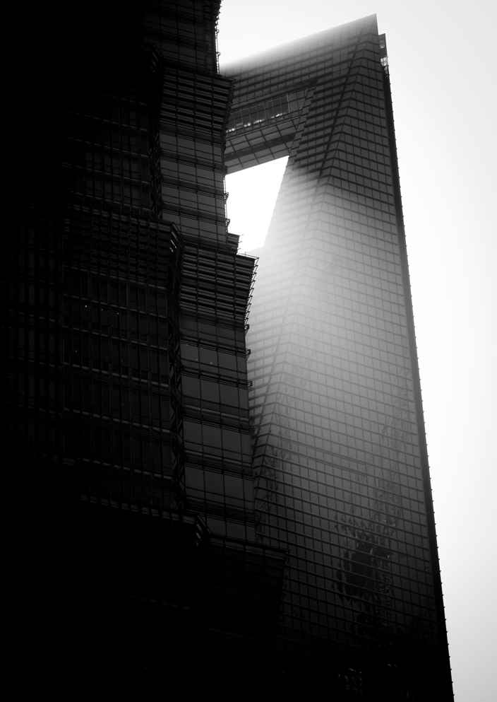 Stunning Photos Capture Shanghai in Black & White