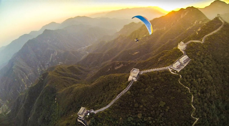 Apr 15-17: Traveler’s Society Paragliding Trip