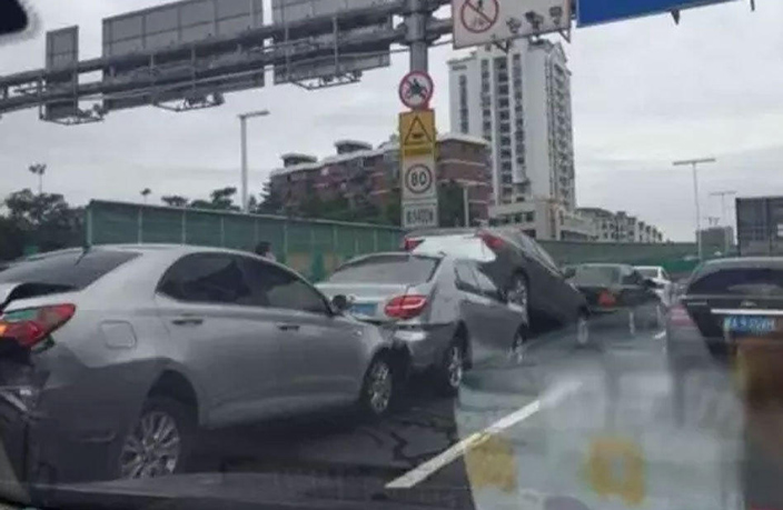 panyu-traffic-accident-1.jpg