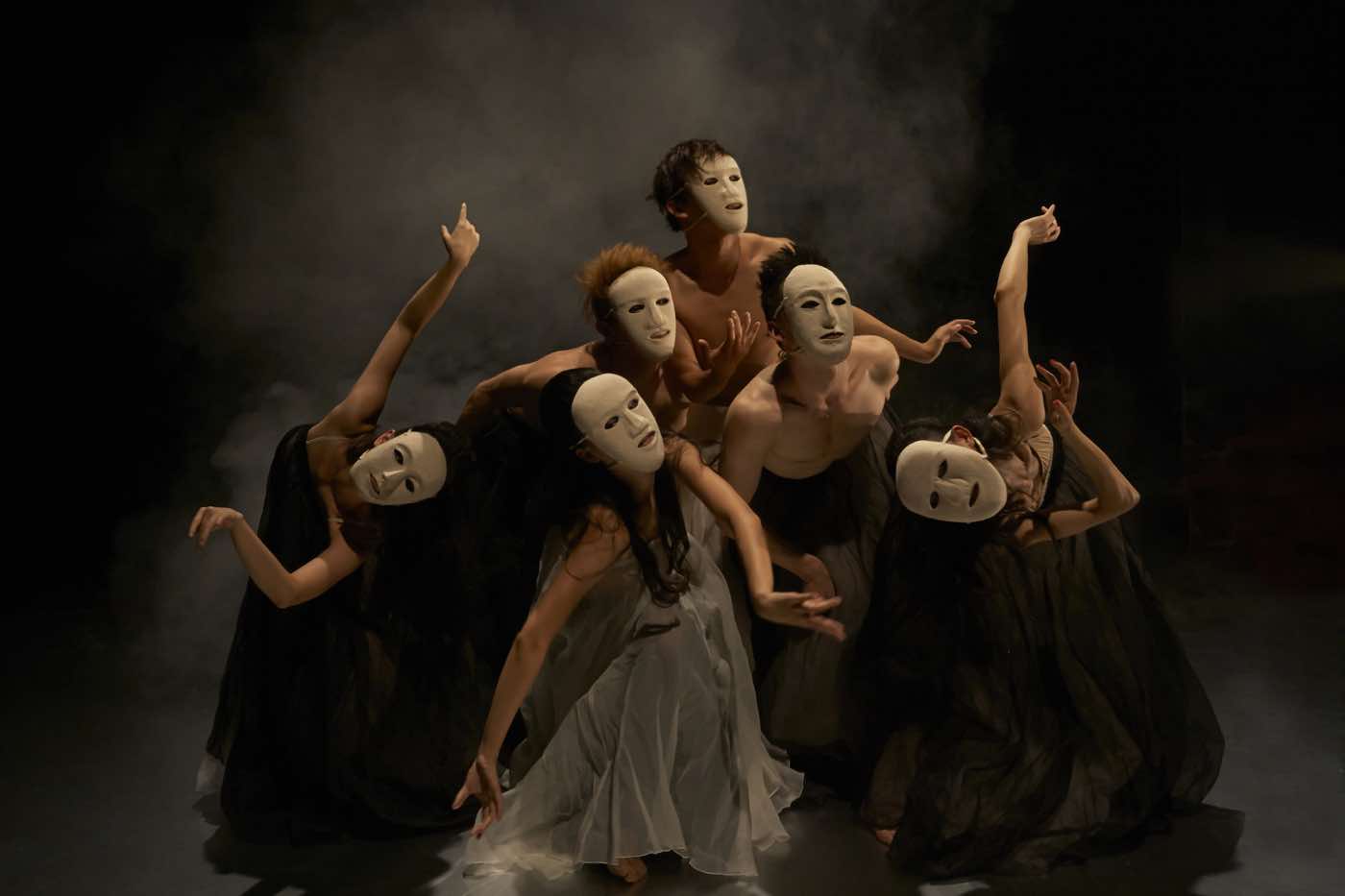 Hamlet-by-Beijing-Dance-Theater-1.jpg