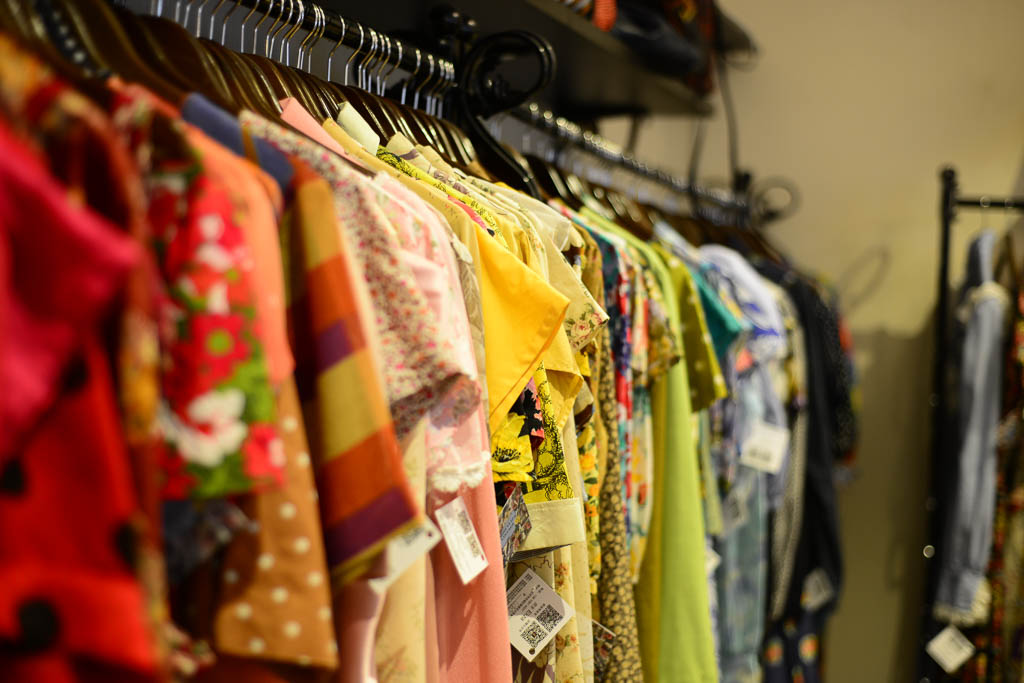 Are China's Vintage Shops Just Marking Up Used Clothes? – Thatsmags.com