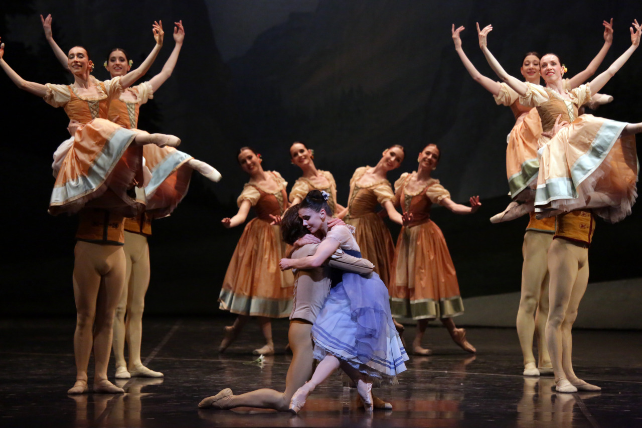 Giselle-by-Teatro-alla-Scala-Ballet-Company.jpg