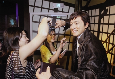 Jackie Chan Madame Tussauds Chongqing