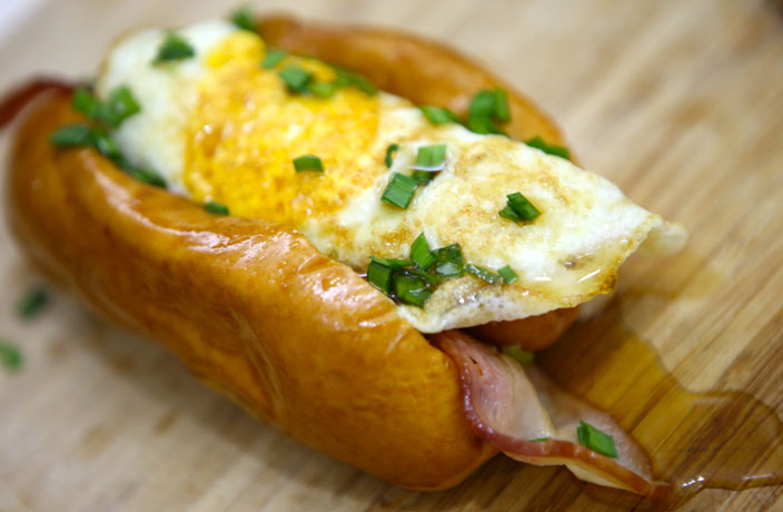 breakfast-hot-dog.jpg