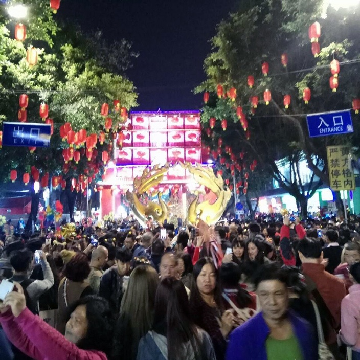 guangzhou-cny-crowds-11.jpg