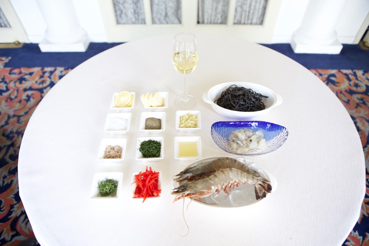 ingredients-vietamese-prawn-garden-hotel