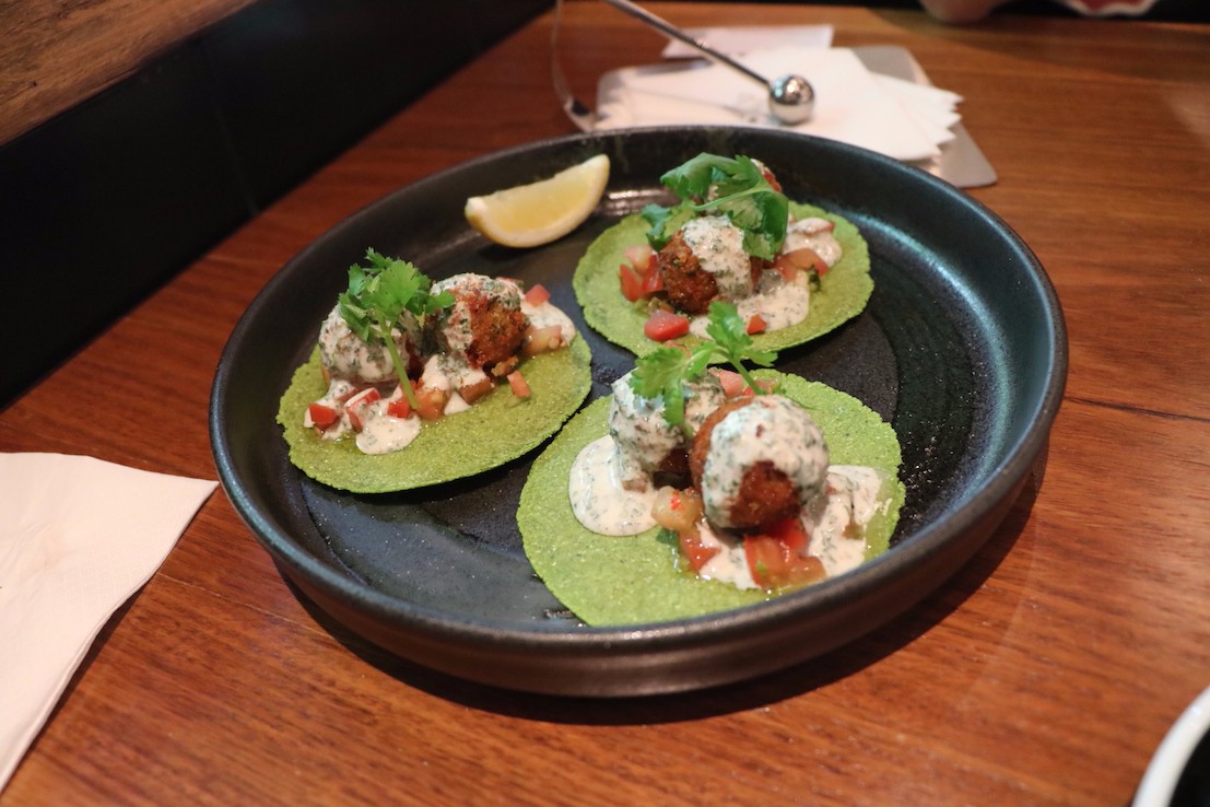 17_04-PRD-SZ-Food-and-Drink-New-Restaurant-TAPS-Brewpub-Tacos.JPG