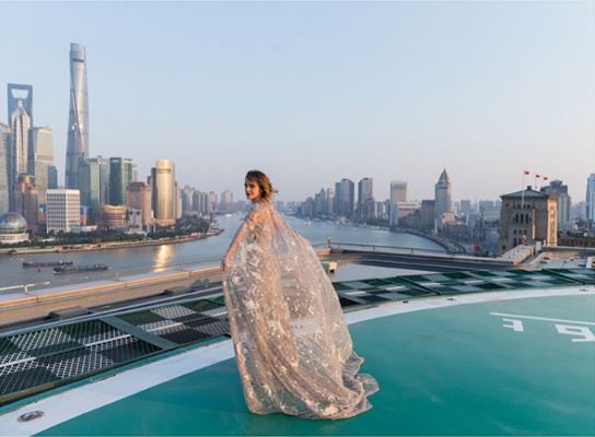 Emma Watson Peninsula Hotel Shanghai