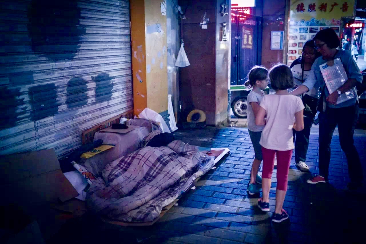 helping-homeless-in-guangzhou