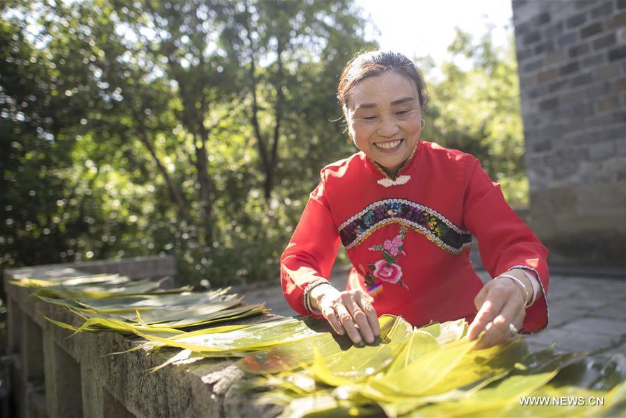 PHOTOS: Dragon Boat Festivities Around China