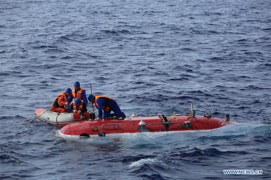 Chinese Scientists Explore Mariana Trench for Deep-Sea Mission