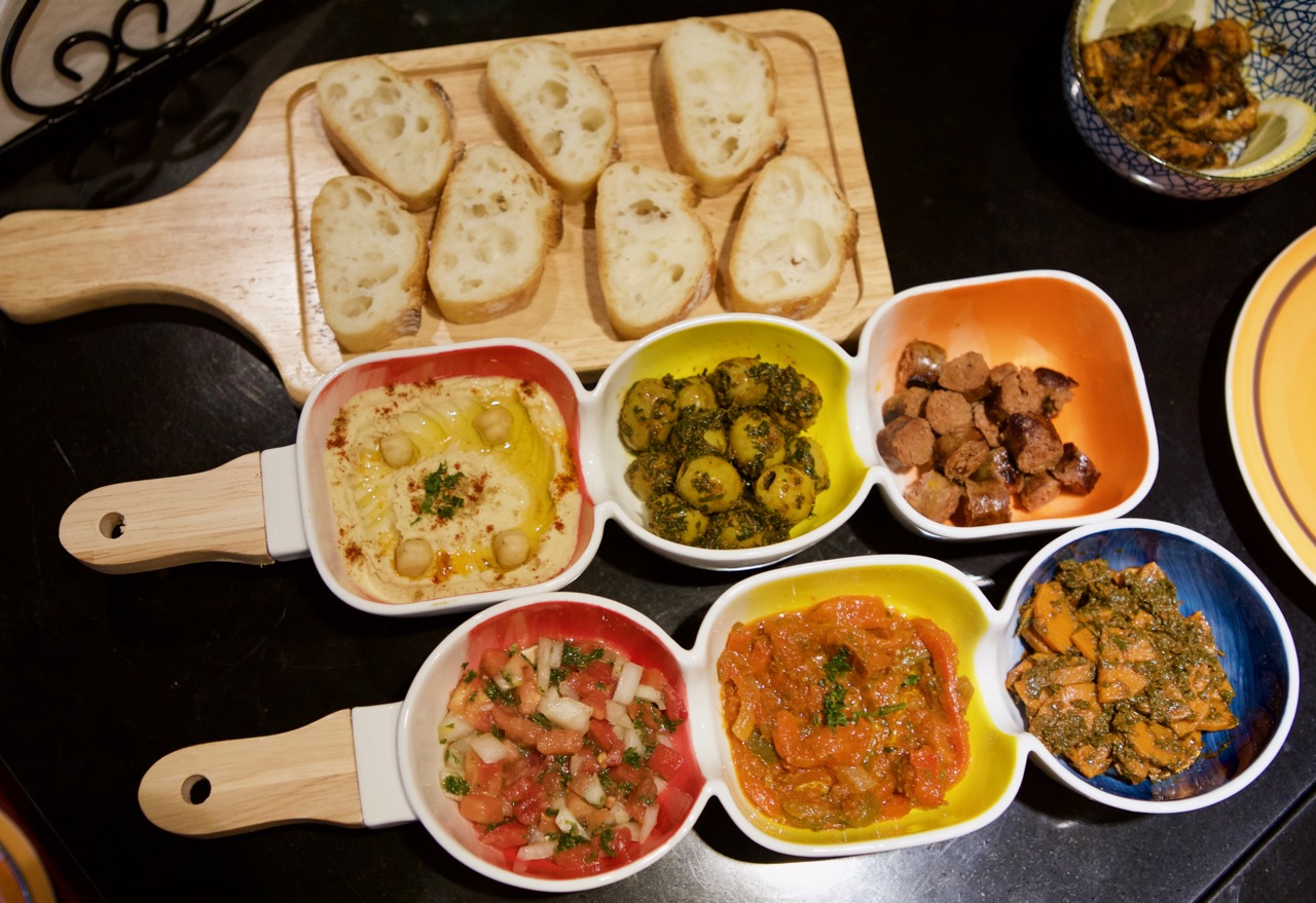 la-medina-mezze-platter-guangzhou