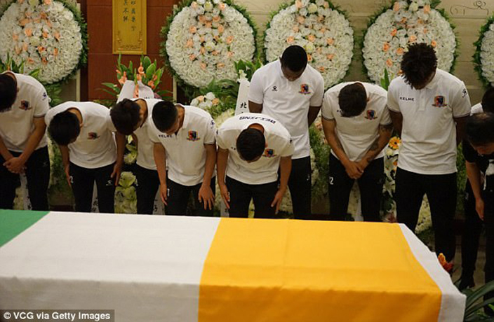 Memorial Service Held in Beijing for Fallen Football Star Cheick Tioté