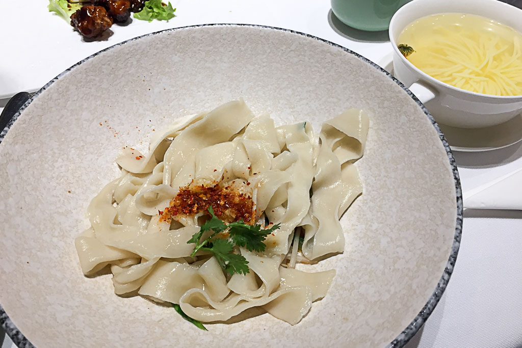 201706/lotus-vegetarian-restaurant-beijing-13.jpg