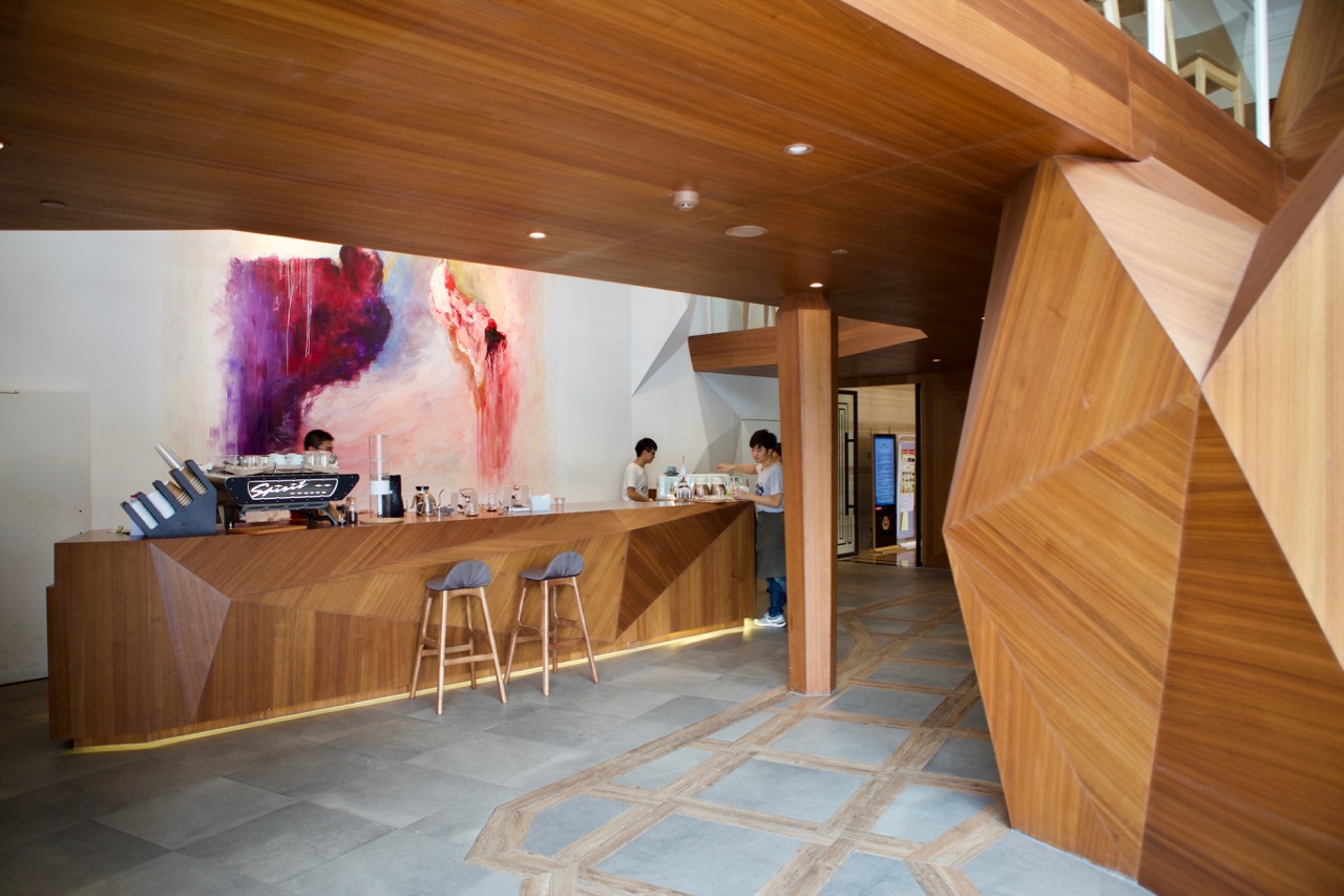 minor-cafe-interior-2