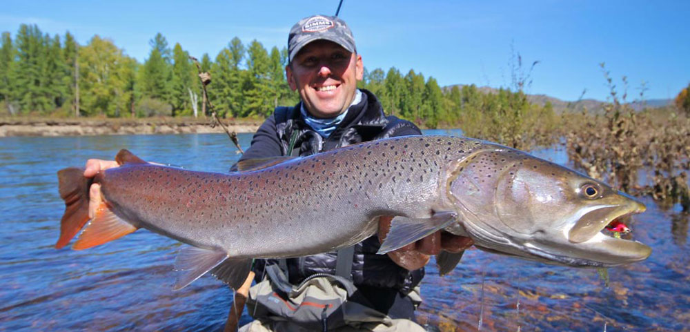 Man-Eating-Salmon-Lurking-in-China.jpg