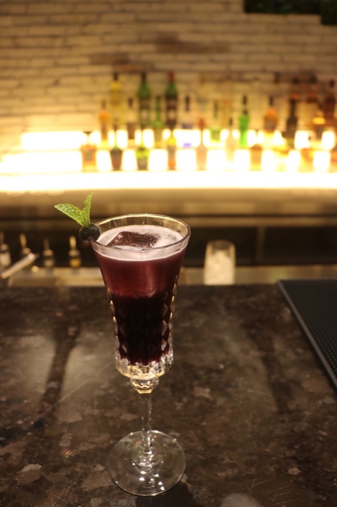 17_09-PRD-SZ-Food-Drink-New-Bar-Mon-Saigon-blueberry-julep.JPG2.jpg